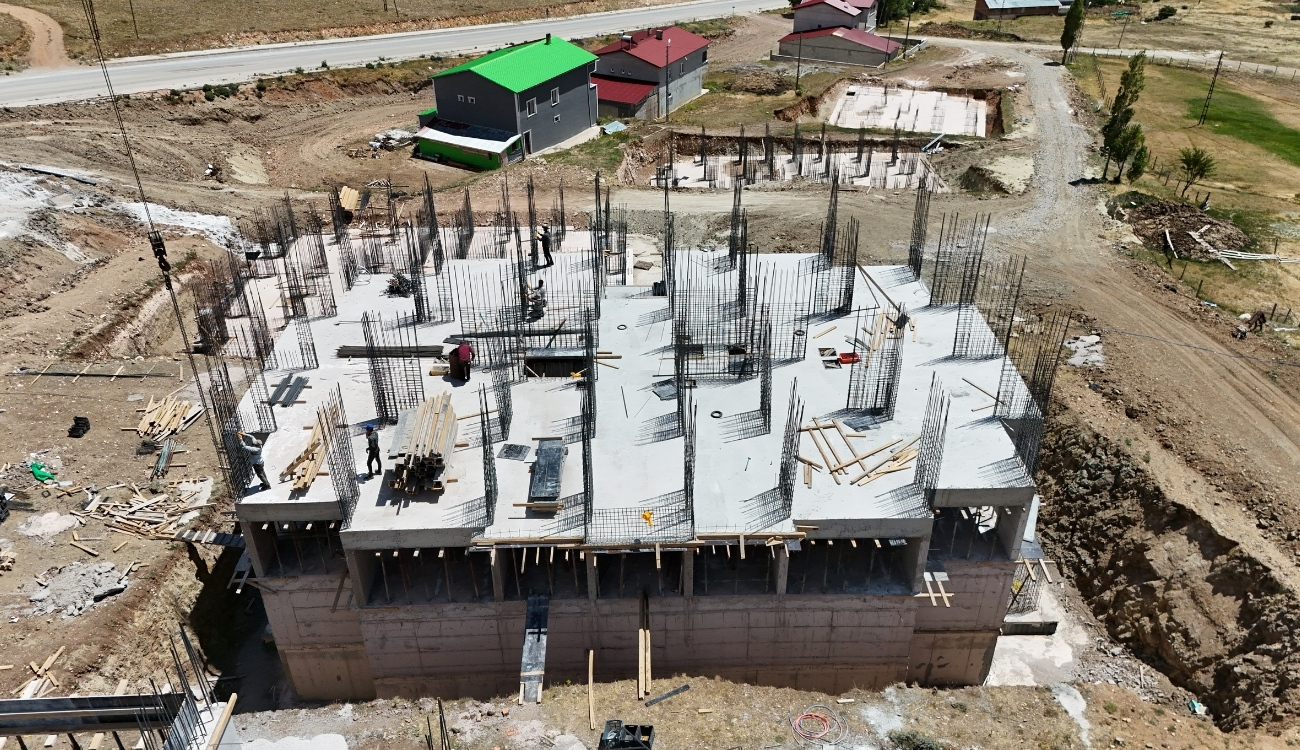 Bayburt Aydıntepe Ahmet Yesevi Mahallesi Konut ve Dükkan Projesi